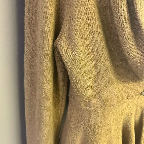 Soft Surroundings Wool Angora Blend Tan Long Sleeve V-neck Cardigan Size Medium - Picture 12 of 15